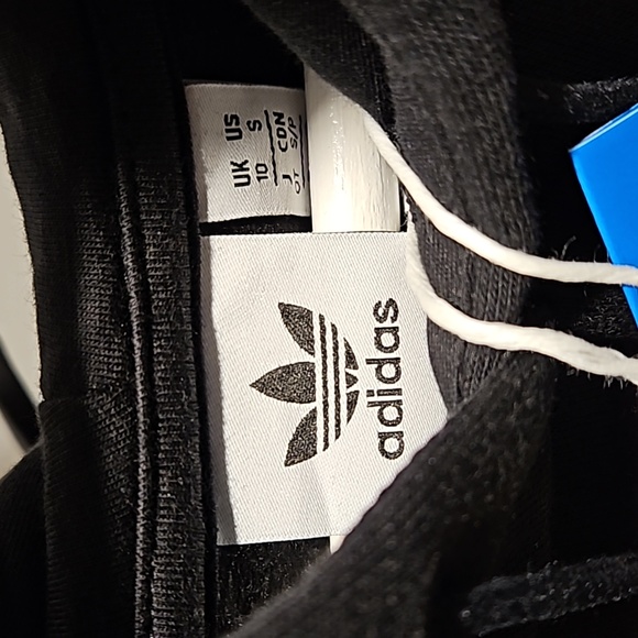 BNWT Adidas Originals Cropped Hoodie Size S - Picture 4 of 8